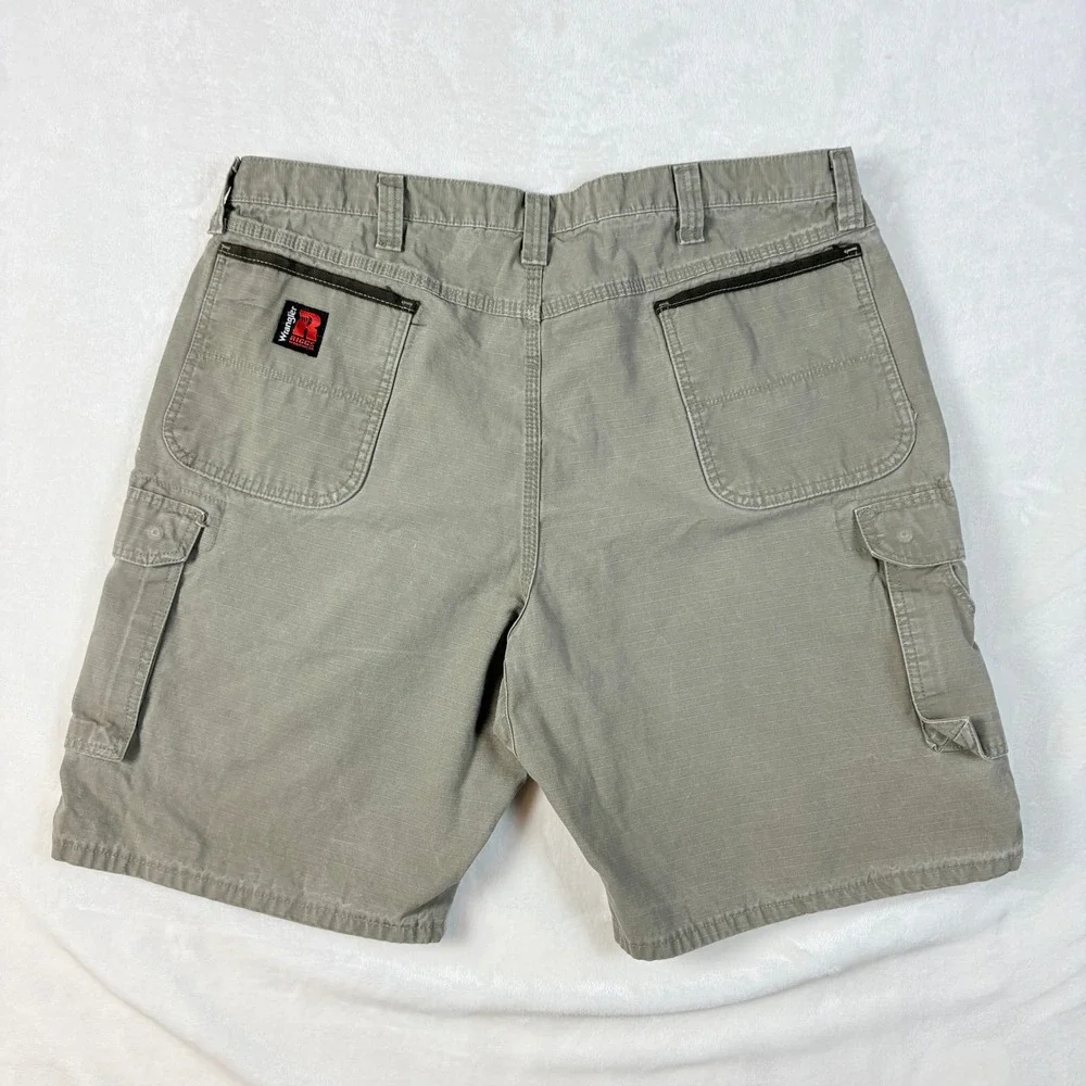 Wrangler Riggs Workwear Cargo Shorts Mens‎ 42 Khaki Good Ripstop Utility